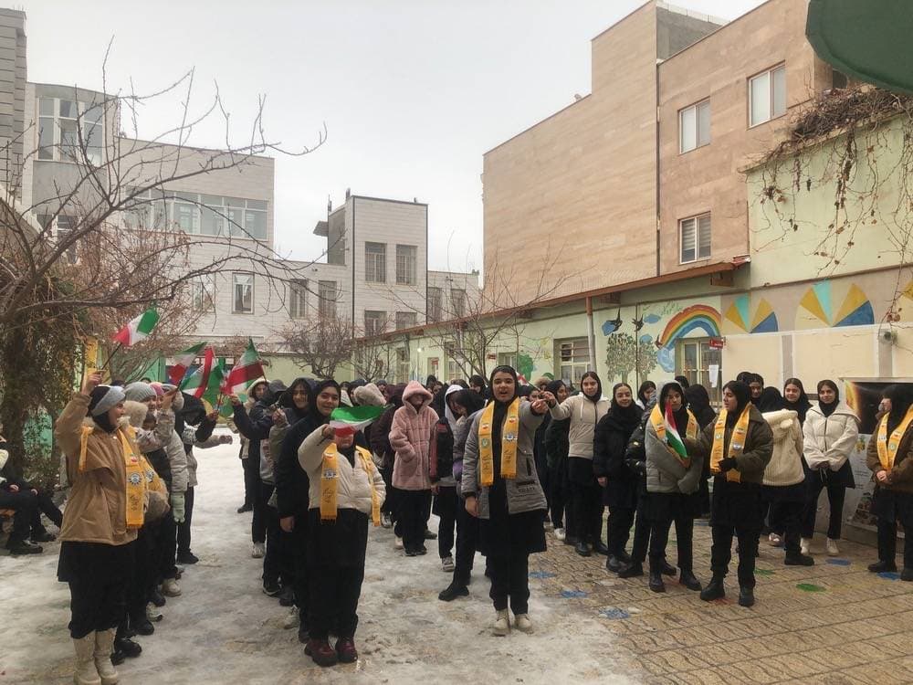 دبیرستان دخترانه یکتا
