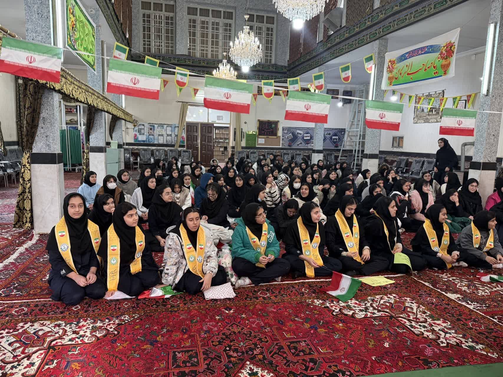دبیرستان دخترانه یکتا